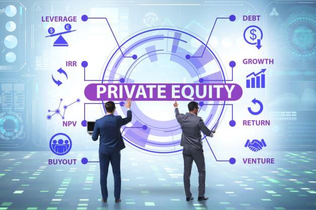 Para el particular, ¿el private equity es una oportunidad o más bien una amenaza?